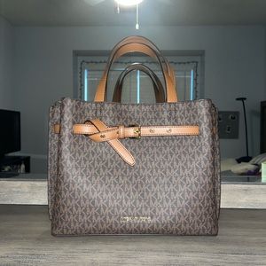 Emilia Michael Kors bag